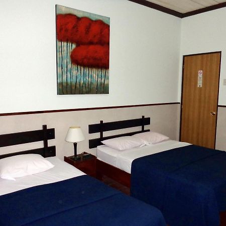 Hotel Santamaria Airport North / Alajuela Downtown 外观 照片