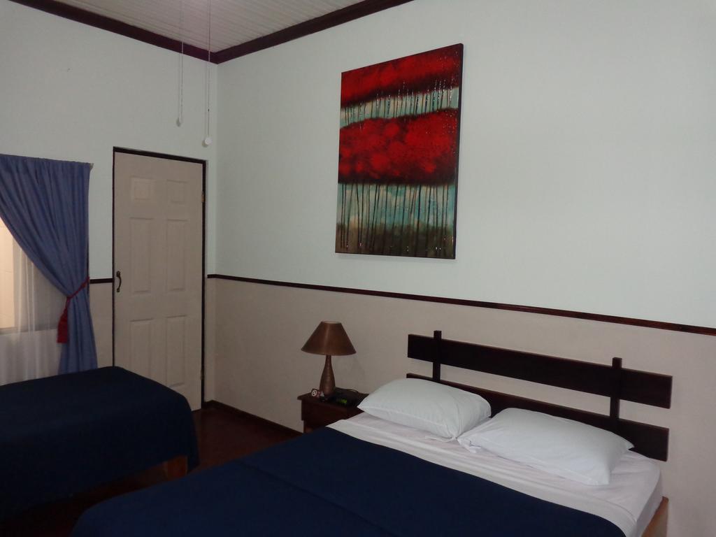 Hotel Santamaria Airport North / Alajuela Downtown 外观 照片