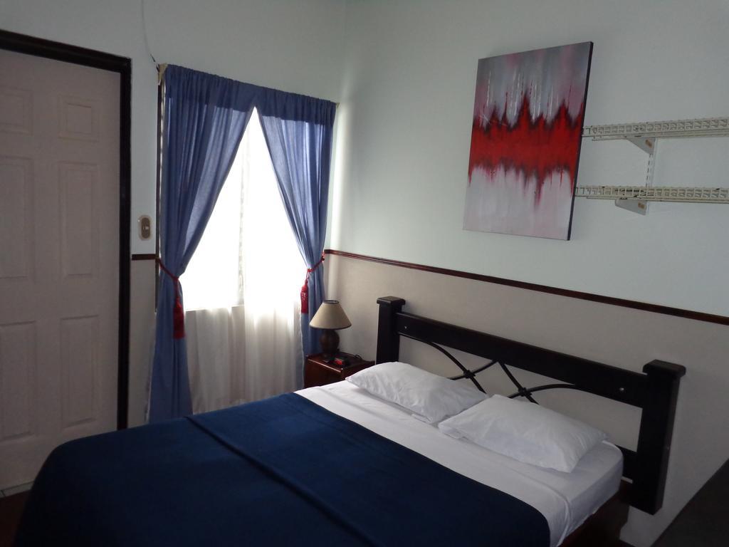 Hotel Santamaria Airport North / Alajuela Downtown 外观 照片